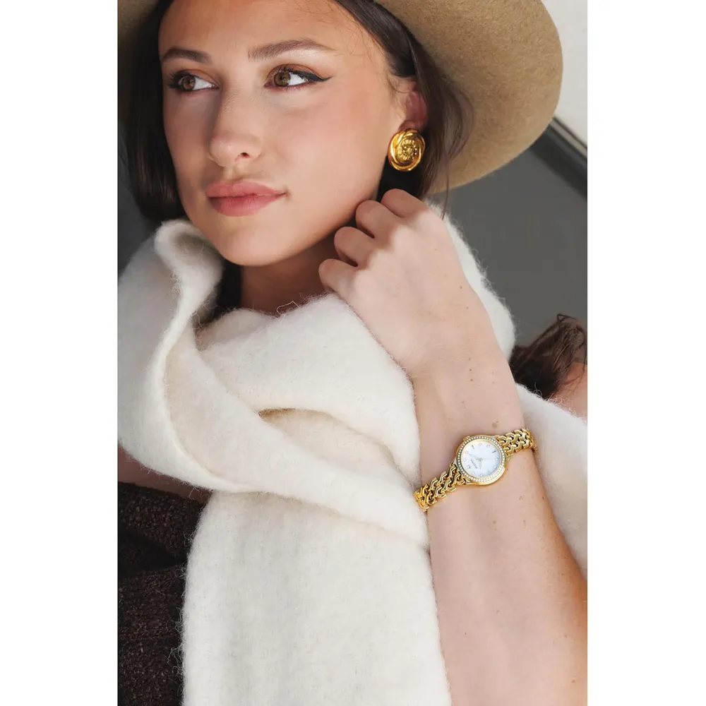 b0c8jmzm3x_5_webp.webp Bulova reloj clásico de mujer 3 agujas de cuarzo esfera de nácar | Oro