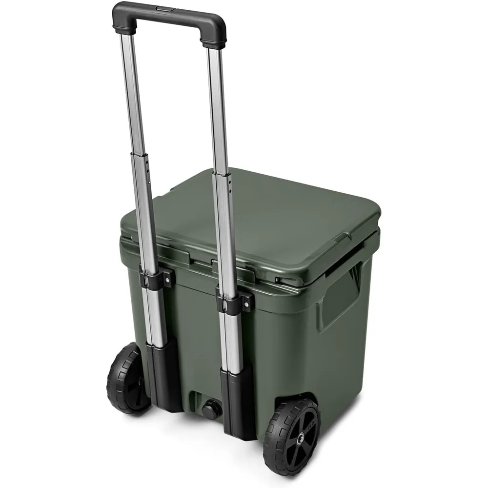 b0c8wtrtcl_5_webp.webp YETI Roadie 48 Cooler Con Ruedas Y Mango Retráctil | Verde Militar