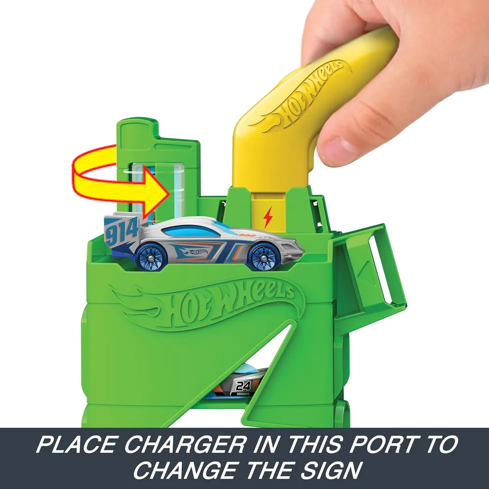 HOT WHEELSDE FUEL STATION