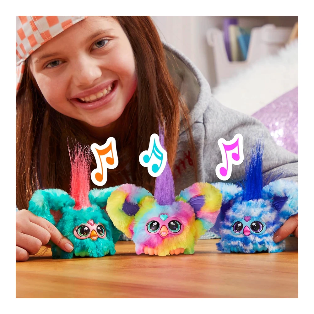 b0cfzql3dv_4.webp Furby Furblets Ray-Vee Mini Friend, Más de 45 Sonidos, Música Electrónica y Frases, Juguetes de Peluche para Niñas y Niños de 6 Años