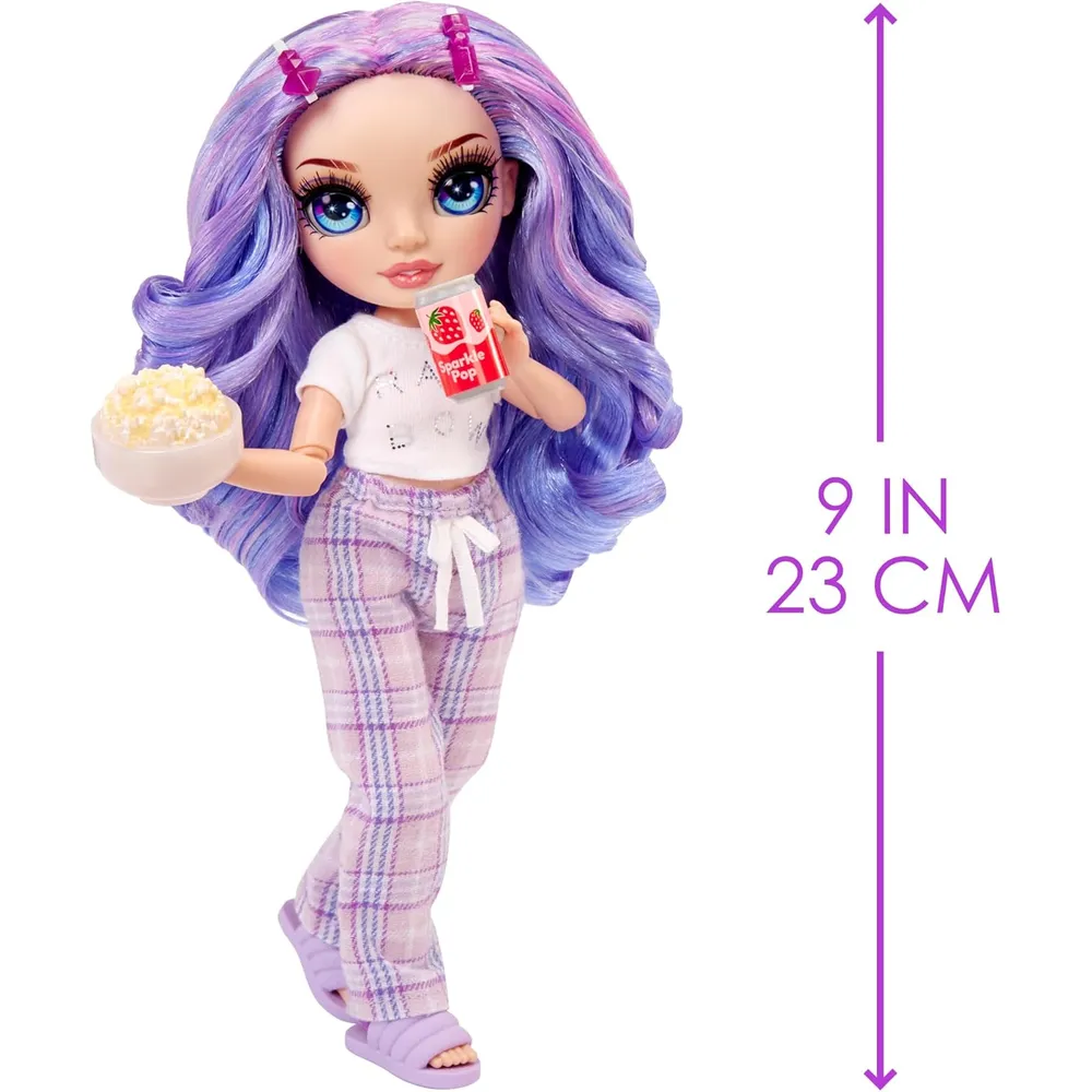 Rainbow High Jr. Pijama Party muñeca