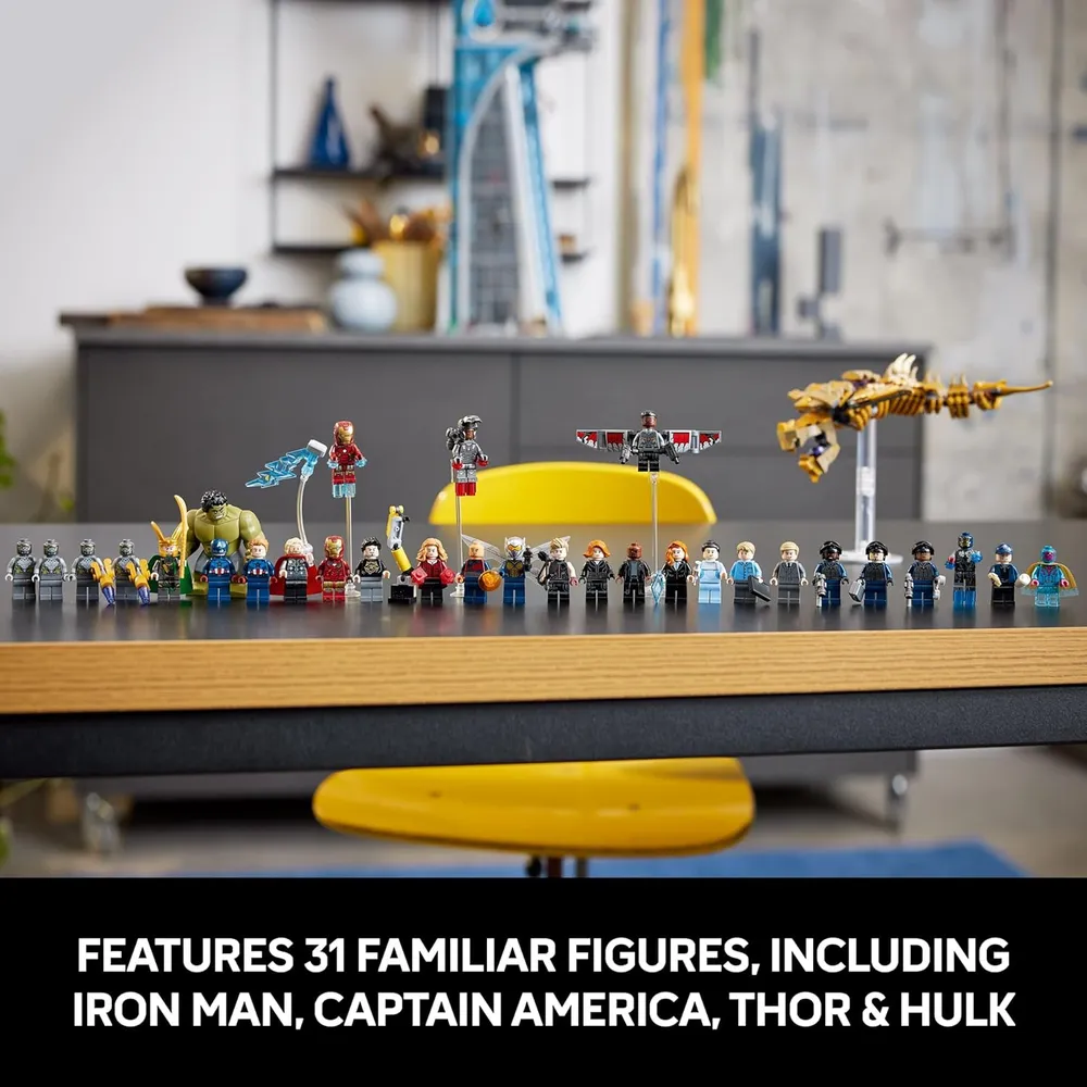 Lego Marvel Avengers Torre con 31 figuras y accesorios de películas