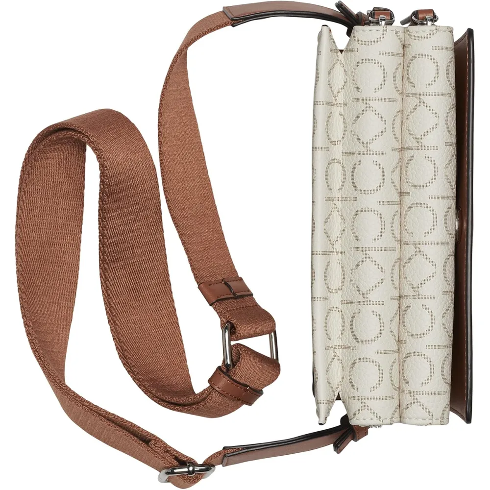 b0chkwfq63_2_webp.webp Calvin Klein | Bolso Cámara Millie con Triple Compartimento Crossbody