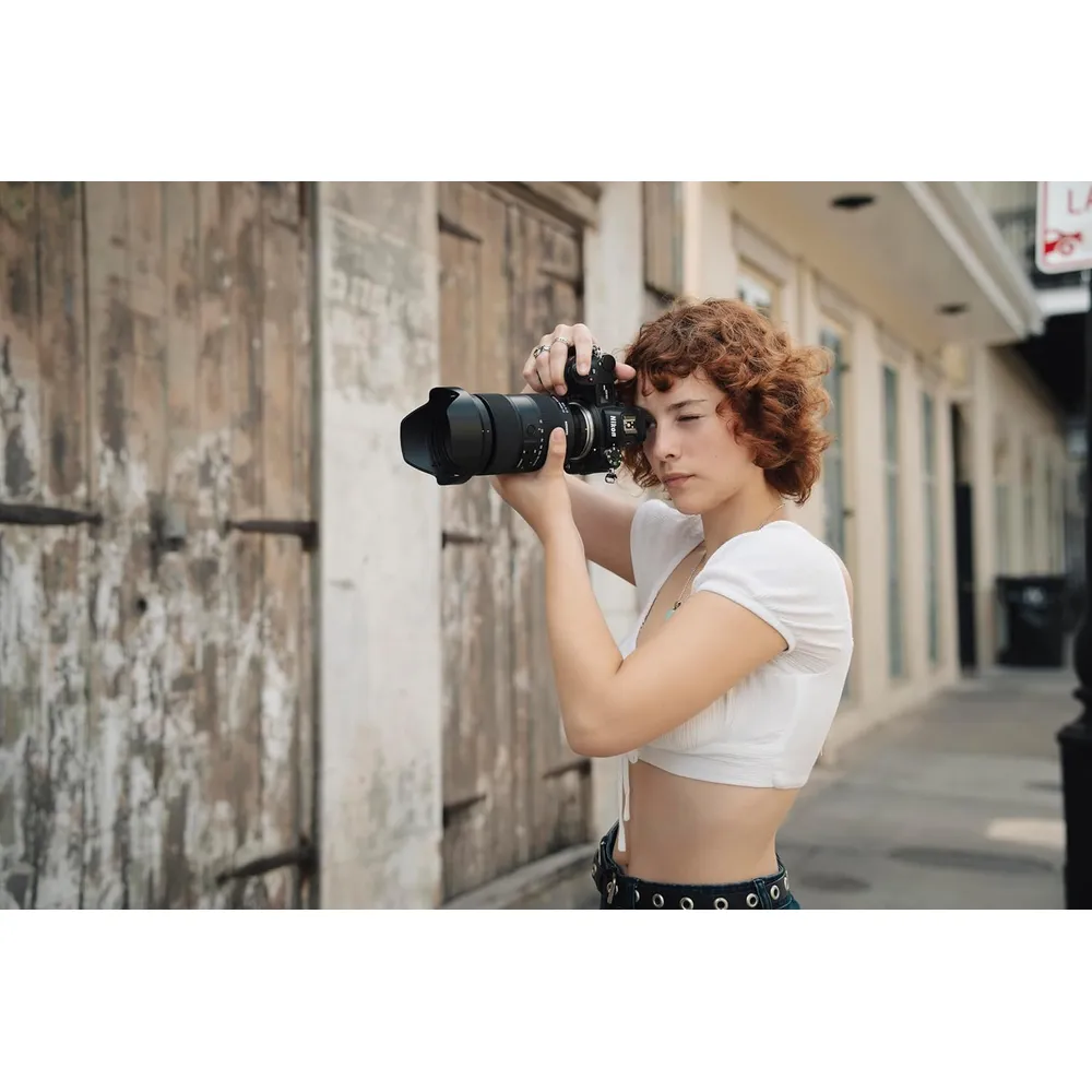 Tamron lente 3.5-15cm f/2-2.8 DI III | Negro
