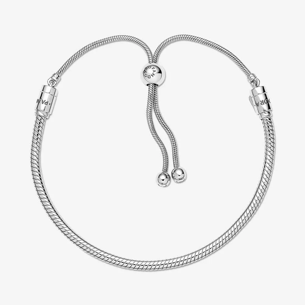 Pandora Moments pulsera con dijes 28 cm | Plata