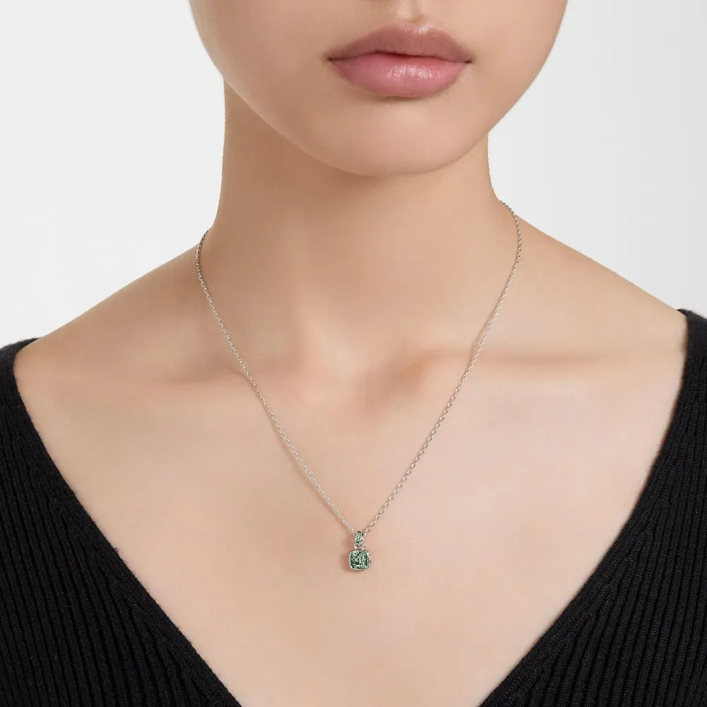 SWAROVSKI COLLAR PENDIENTE CUADRADO BIRTHSTONE MAYO ACABADO RODIO PARA MUJER | VERDE