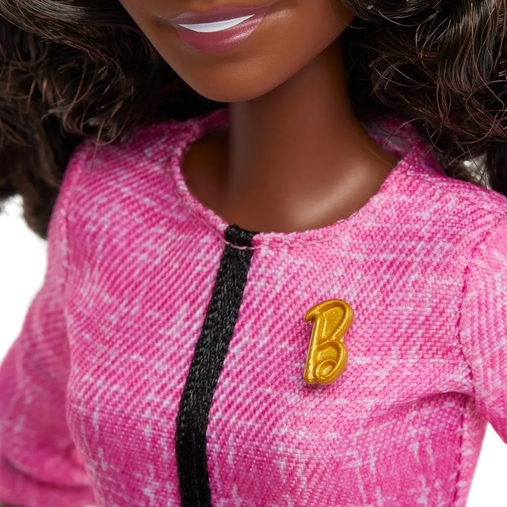 BARBIE MUÑECA FUTURA LÍDER CASTAÑO OSCURO CON ACCESORIOS
