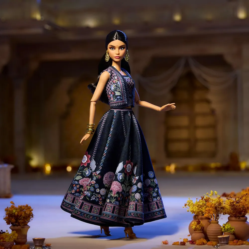 BARBIE DIWALI ANITA DONGRE MUÑECA COLECCIÓN FESTIVA