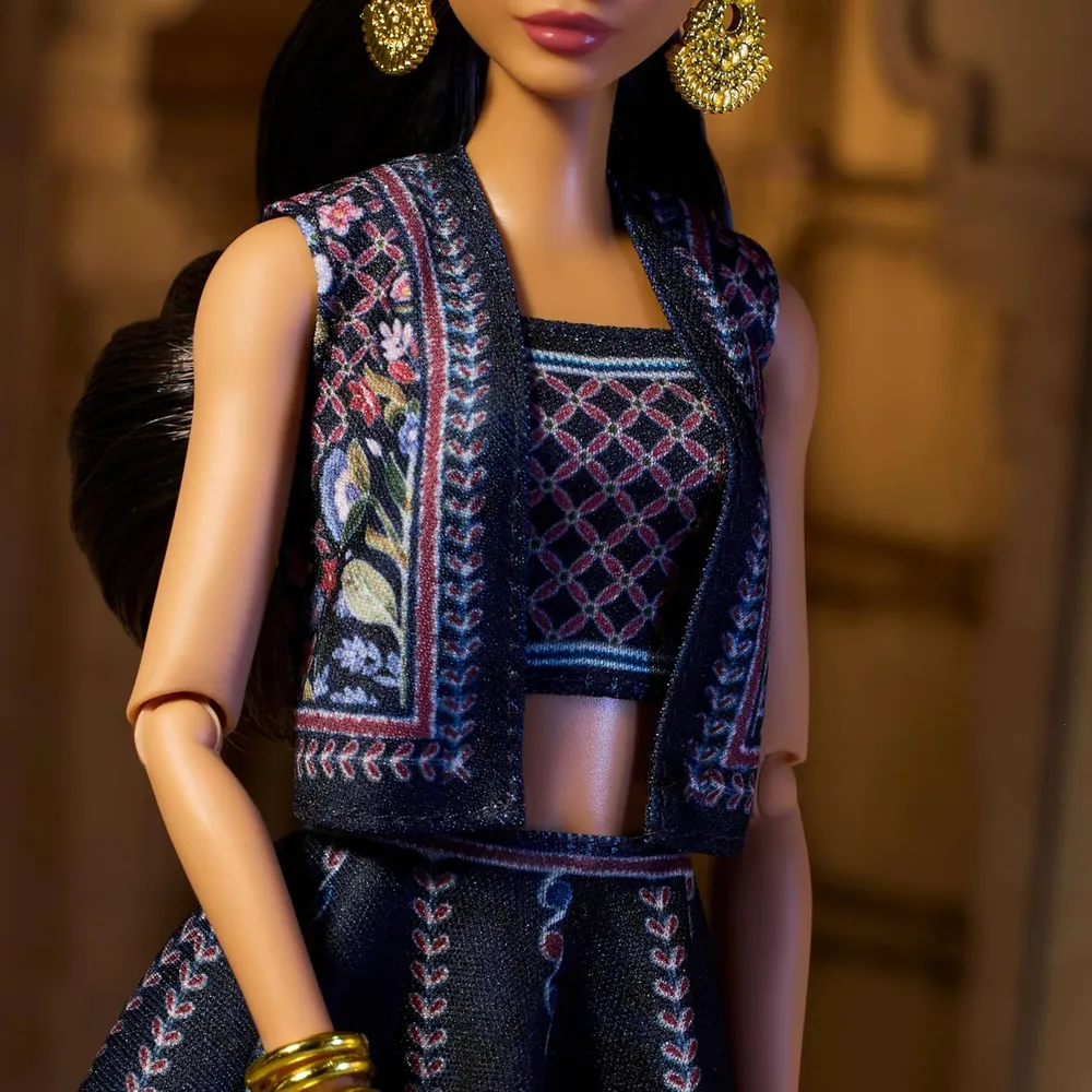 BARBIE DIWALI ANITA DONGRE MUÑECA COLECCIÓN FESTIVA