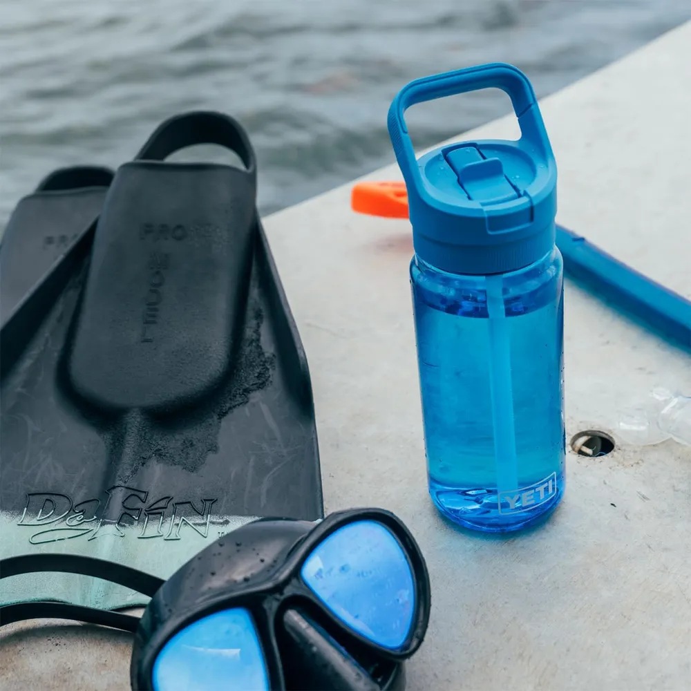YETI Botella Yonder con Tapa de Sorbete de 20 oz | Azul