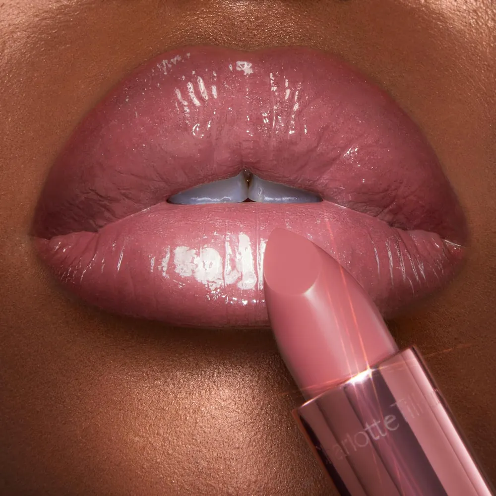Charlotte Tilbury K.i.s.s.i.n.g Lápiz labial | Icon Baby - rosa nude cálido
