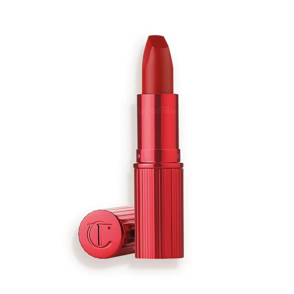 b0ct8njfyn_0_webp.webp Charlotte Tilbury Revolution Lápiz labial mate | Mark Of A Kiss - rojo apagado