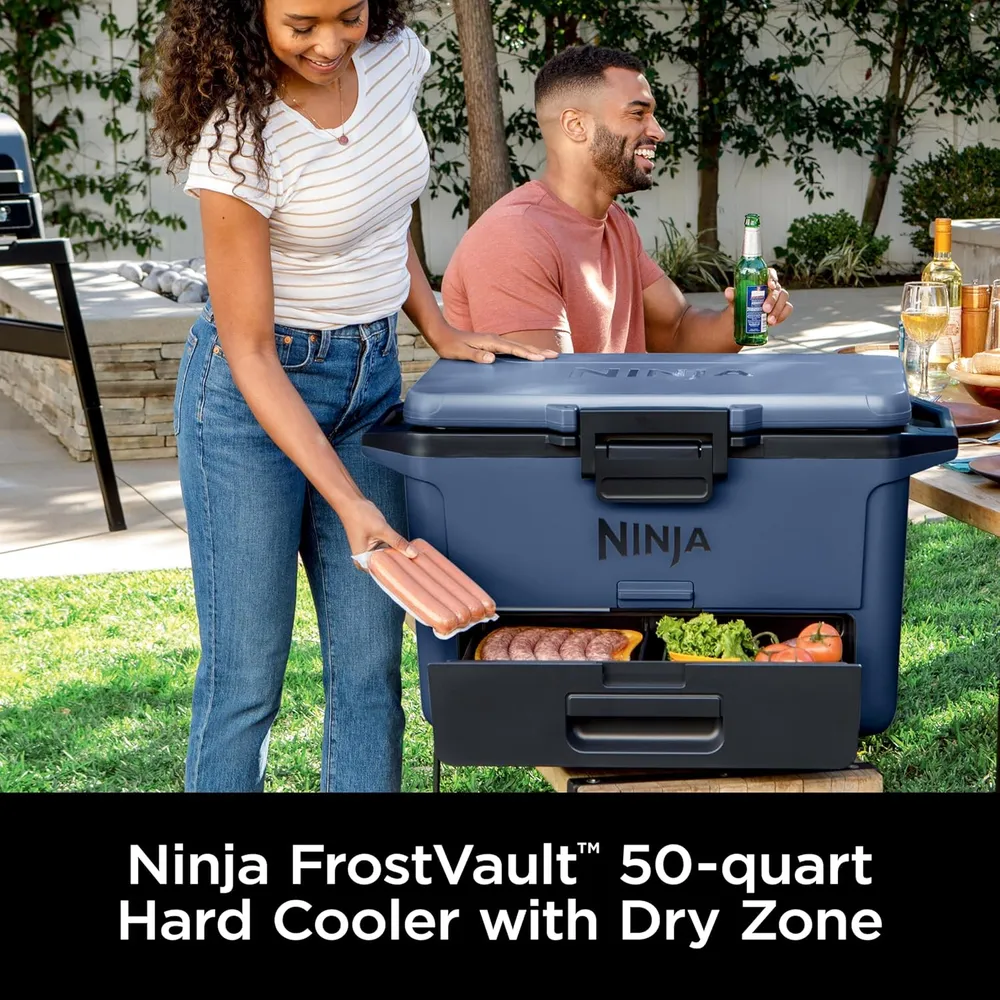 b0cv5n8nl4_1_webp.webp Ninja enfriador duro FB151BL Frostvault con cajón seco, alta resistencia, 50 qt / 47,3 L | Lakeshore Blue