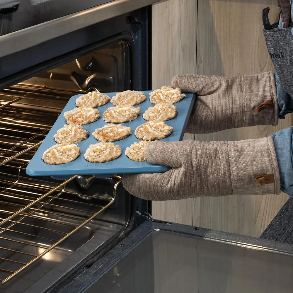 KitchenAid molde para muffins 12 tazas / 1.4 l, acero | Terciopelo azul