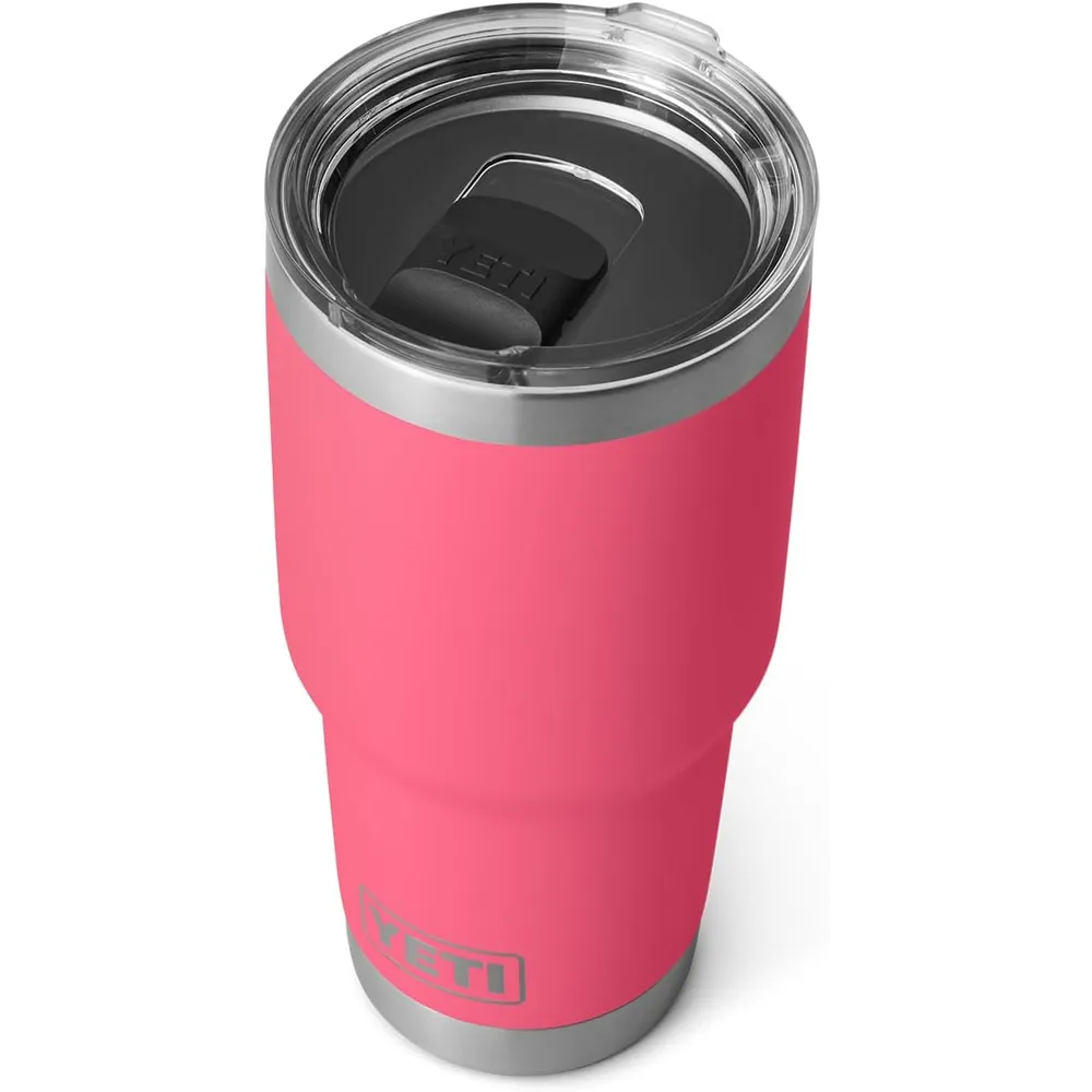 YETI Rambler Vaso de 30 oz de acero inoxidable y tapa MagSlider color rosa fuerte