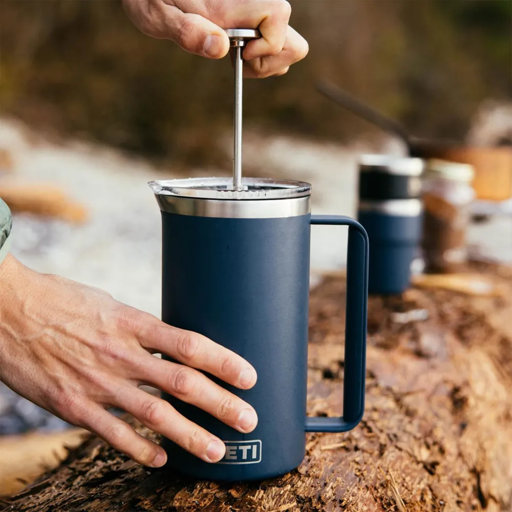 YETI Rambler Cafetera de Prensa con filtro de 34 oz | Azul Marino