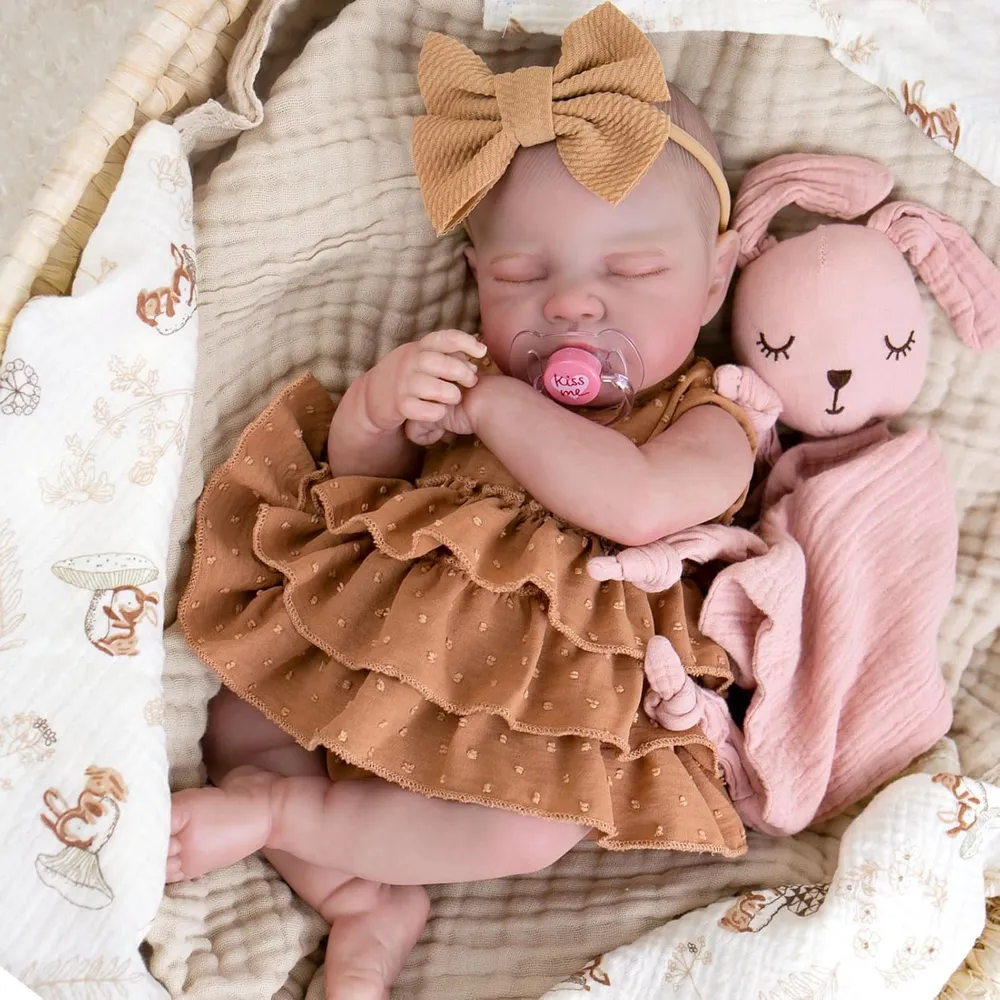AORI muñeca bebé reborn 20"/51 cm durmiendo con atuendo y kit de alimentación | Café