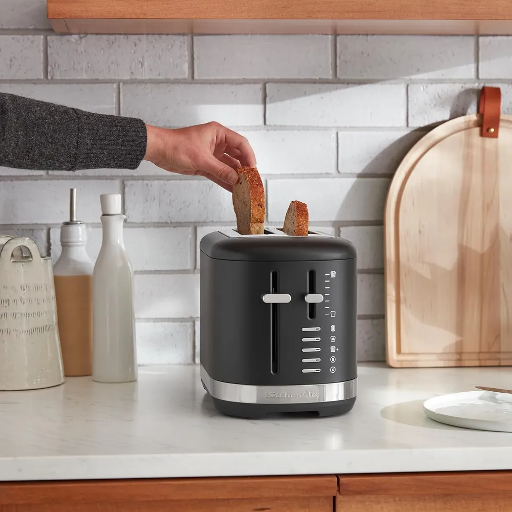 KITCHENAID, TOSTADORA AUTOMÁTICA 2 REBANADAS RANURAS EXTRA ANCHAS | NEGRO MATE