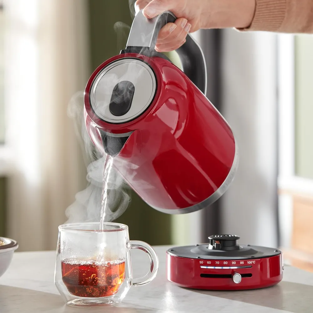 b0d3r7f963_2_webp.webp KITCHENAID KEK1701, HERVIDOR ELÉCTRICO 1.7 L | ROJO IMPERIO