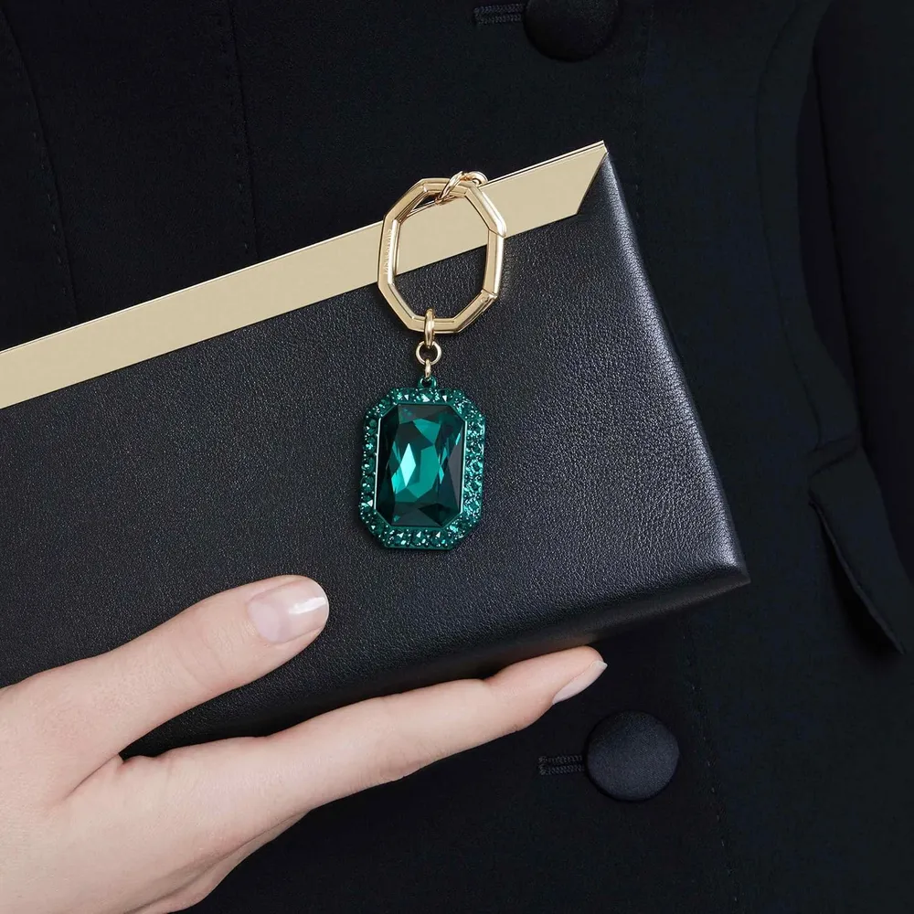 SWAROVSKI LLAVERO CRISTAL OCTÁGONO LUCENT ACABADO ORO PARA MUJER | VERDE