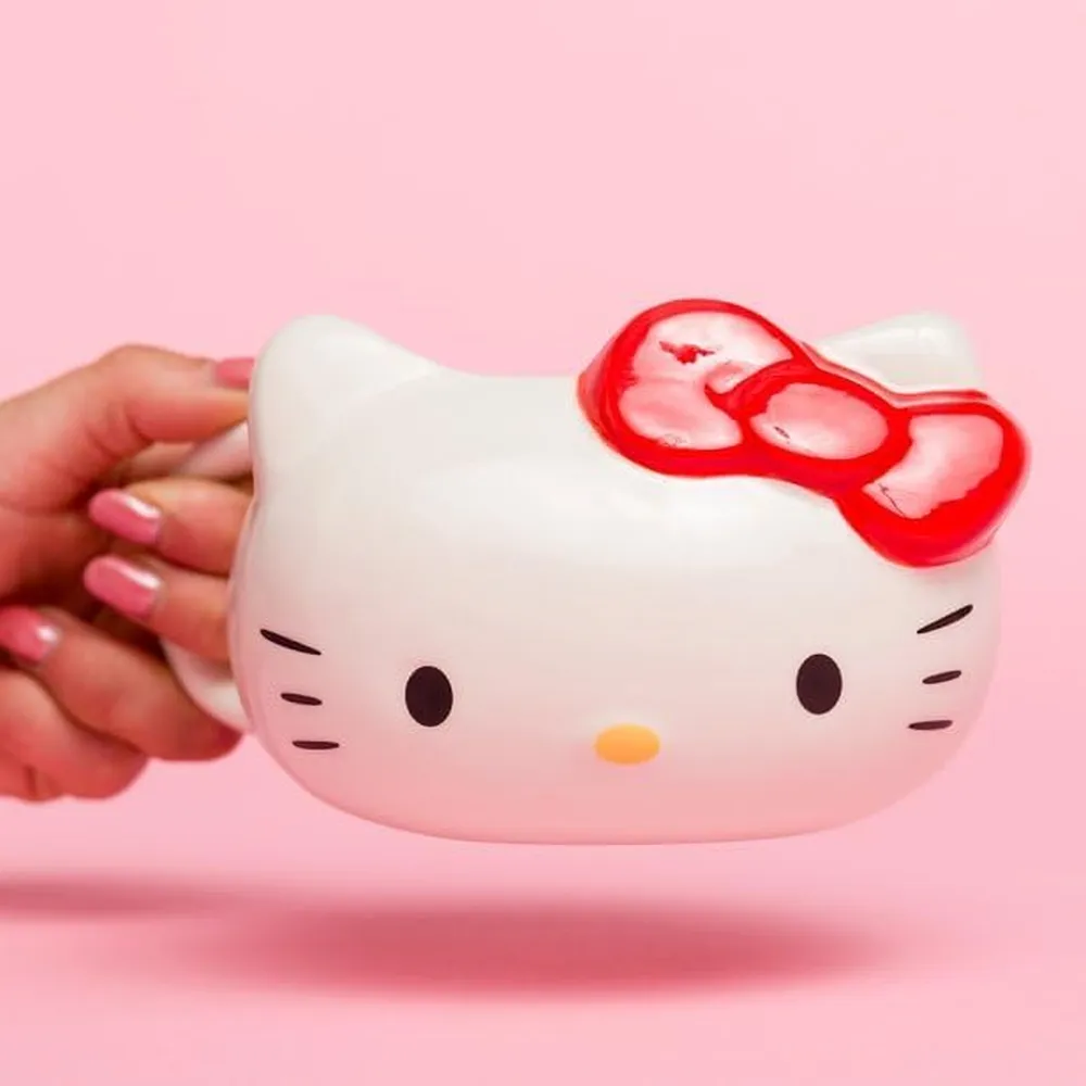 b0d671rgs7_1_webp.webp Paladone Hello Kitty, taza cerámica 10 oz / 295 ml coleccionable