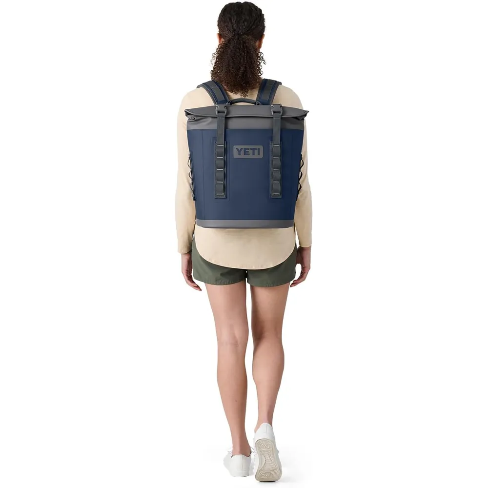YETI Hopper M12 Cooler Portátil Protección Magnética | Guinda
