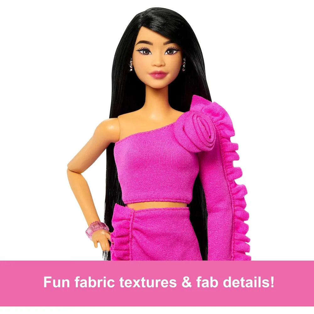 BARBIE DELUXE ESTILO 2 BARBIECORE CABELLO NEGRO