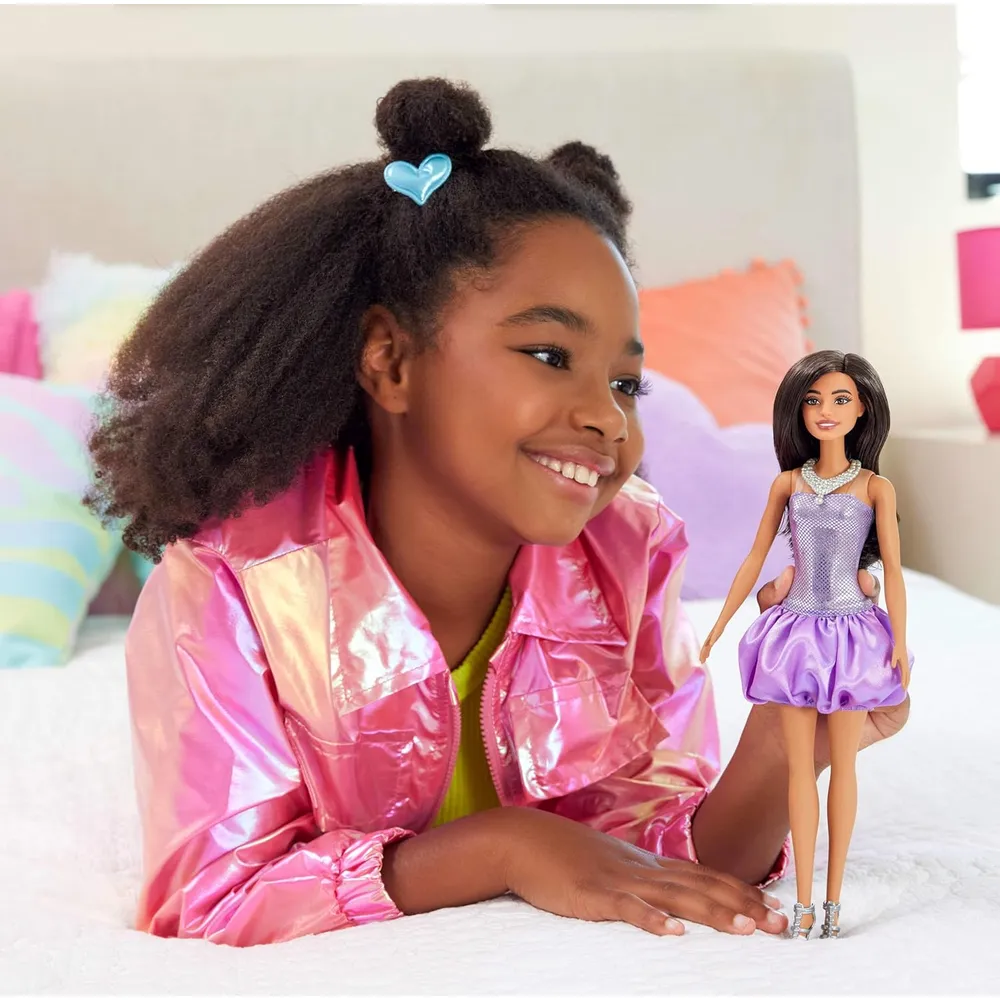 b0d7ptdqgk_1_webp.webp BARBIE FASHIONISTAS 234 MUÑECA VESTIDO MORADO LENTEJUELAS