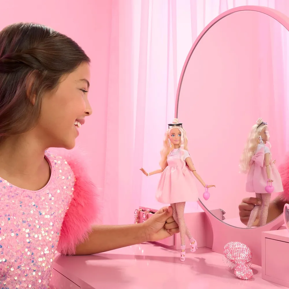 BARBIE DELUXE ESTILO 3 BARBIECORE MUÑECA RUBIA