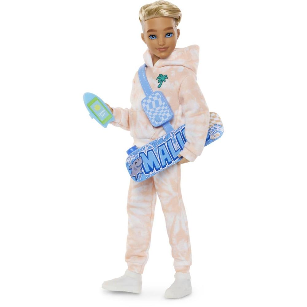 Muñeco Barbie Dream Besties con accesorios | Ken