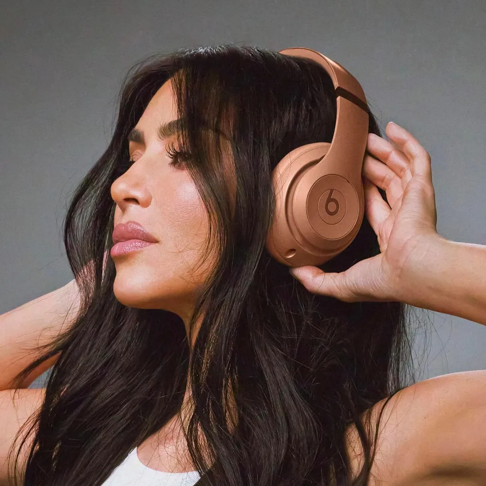 AUDÍFONOS CON CANCELACIÓN DE RUIDO BEATS STUDIO PRO KIM KARDASHIAN | DUNA