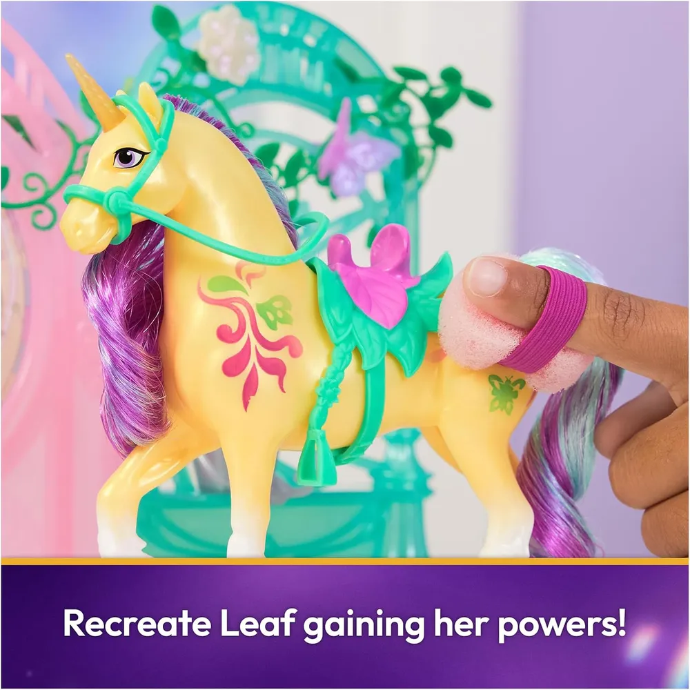 MUÑECA ACADEMIA DE UNICORNIOS AVA CON ACCESORIOS