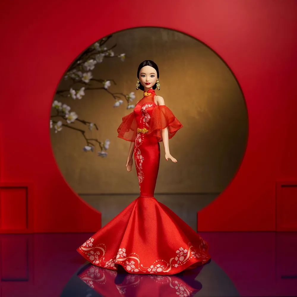 BARBIE AÑO NUEVO LUNAR MUÑECA SIGNATURE VESTIDO QIPAO
