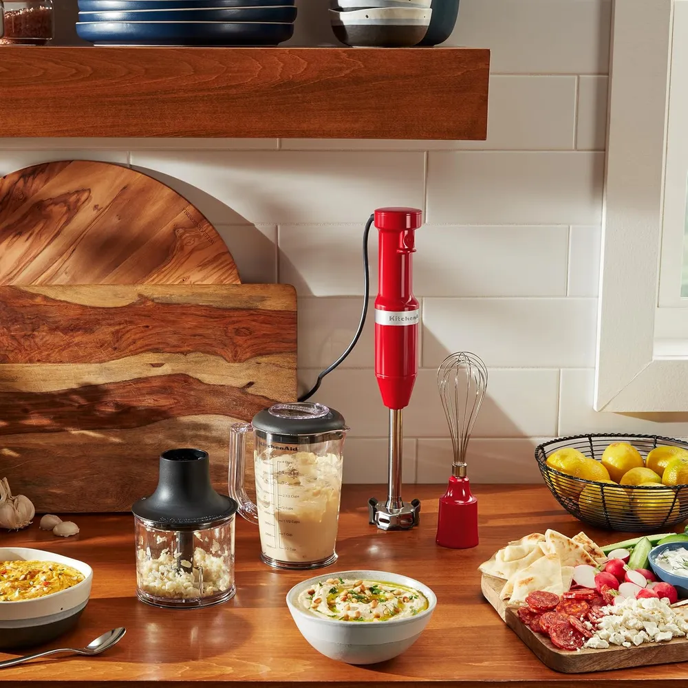 b0db4yrnwt_2_webp.webp KITCHENAID KHBV83ER, BATIDORA DE MANO CON CABLE Y ACCESORIOS | ROJO IMPERIO