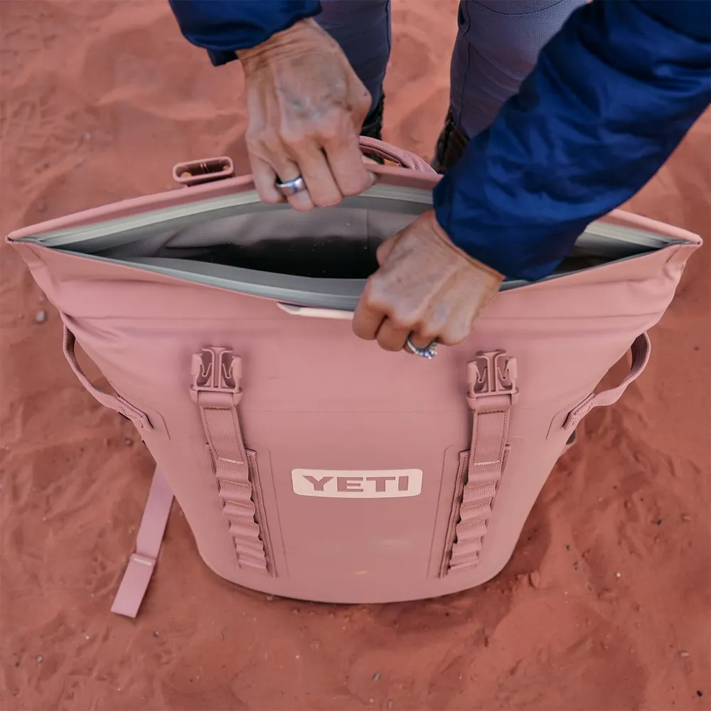 YETI Hopper M15 Cooler Portátil Protección Magnética | Palo Rosa