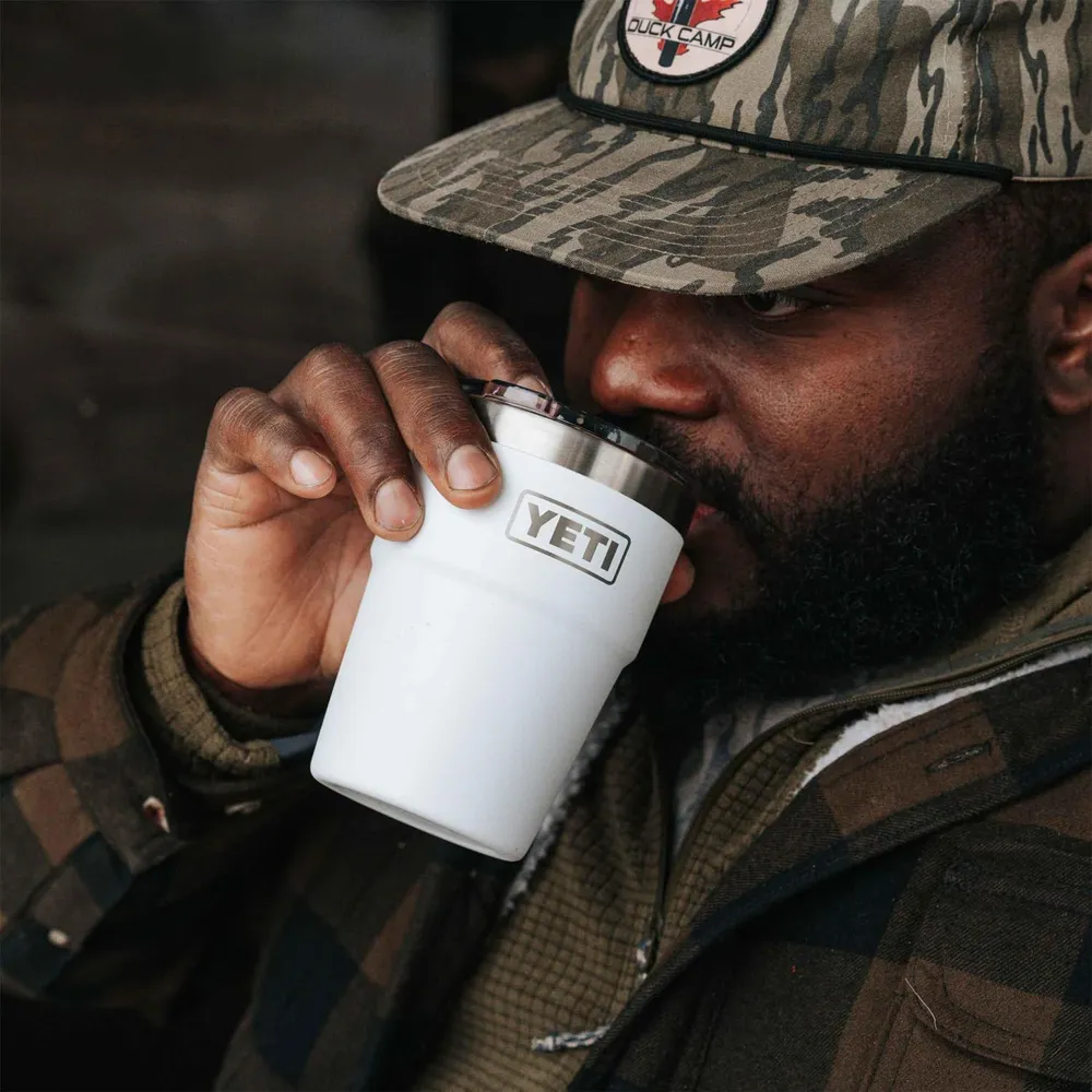 YETI Rambler Vaso de 16 oz de acero inoxidable con tapa MagSlider color melocotón