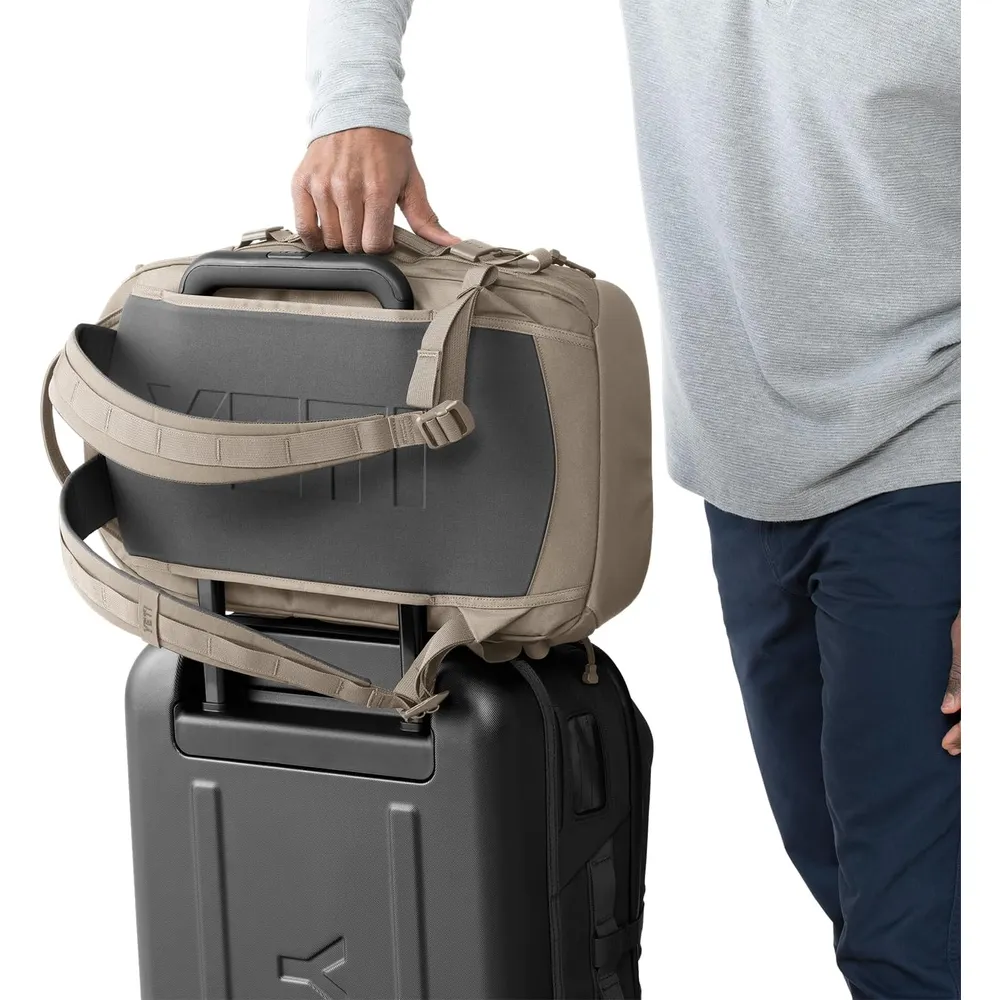 YETI Crossroads Mochila de Viaje de 35L | Beige