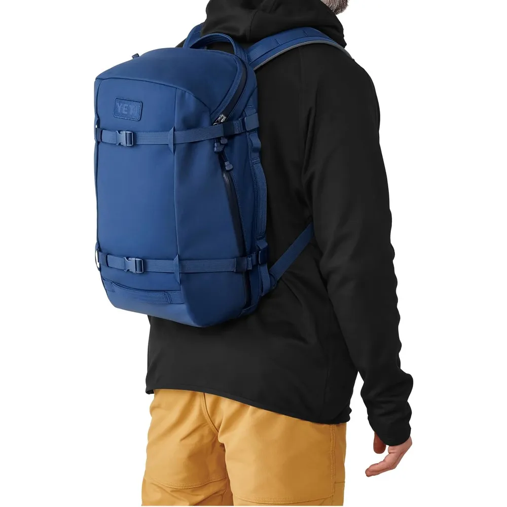 YETI Crossroads Mochila de Viaje de 22L | Beige