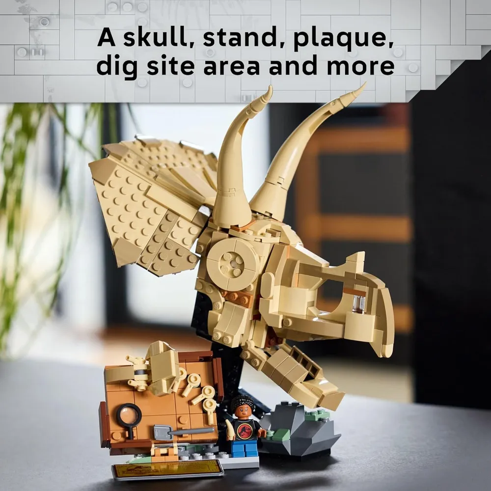Lego Jurassic World Cráneo de Triceratops con fósiles de dinosaurios