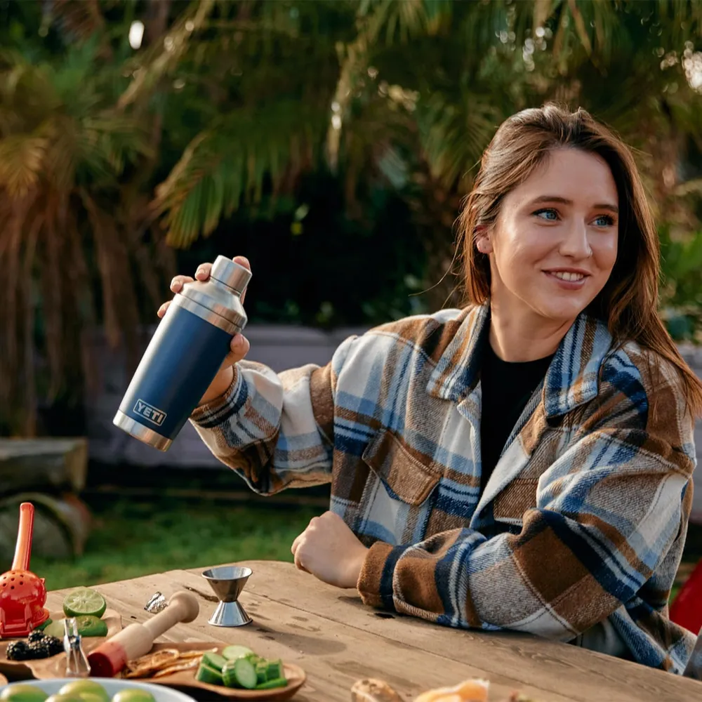 YETI Rambler Coctelera de 20 oz | Blanco
