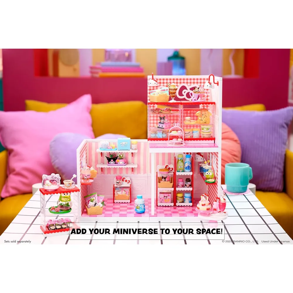 MGA Miniverse Espacios Hello Kitty set