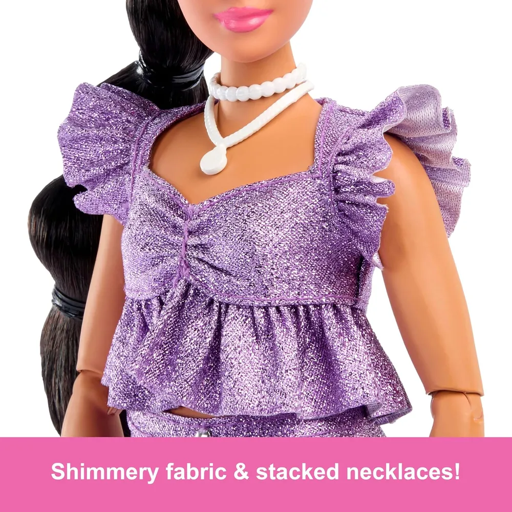 Barbie Lujo n.° 8 Top morado pantalones cortos cabello negro