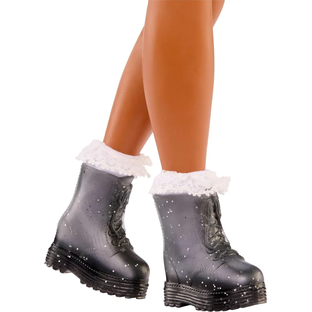 BARBIE DREAM BESTIES ZIA MUÑECA CON ACCESORIOS CABELLO