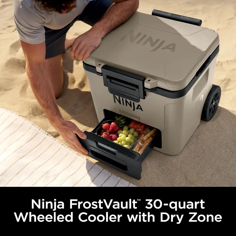 Ninja nevera portátil Frostvault FB230CS, con ruedas y cajón seco, 30 qt / 28,4 L | Beige Abedul