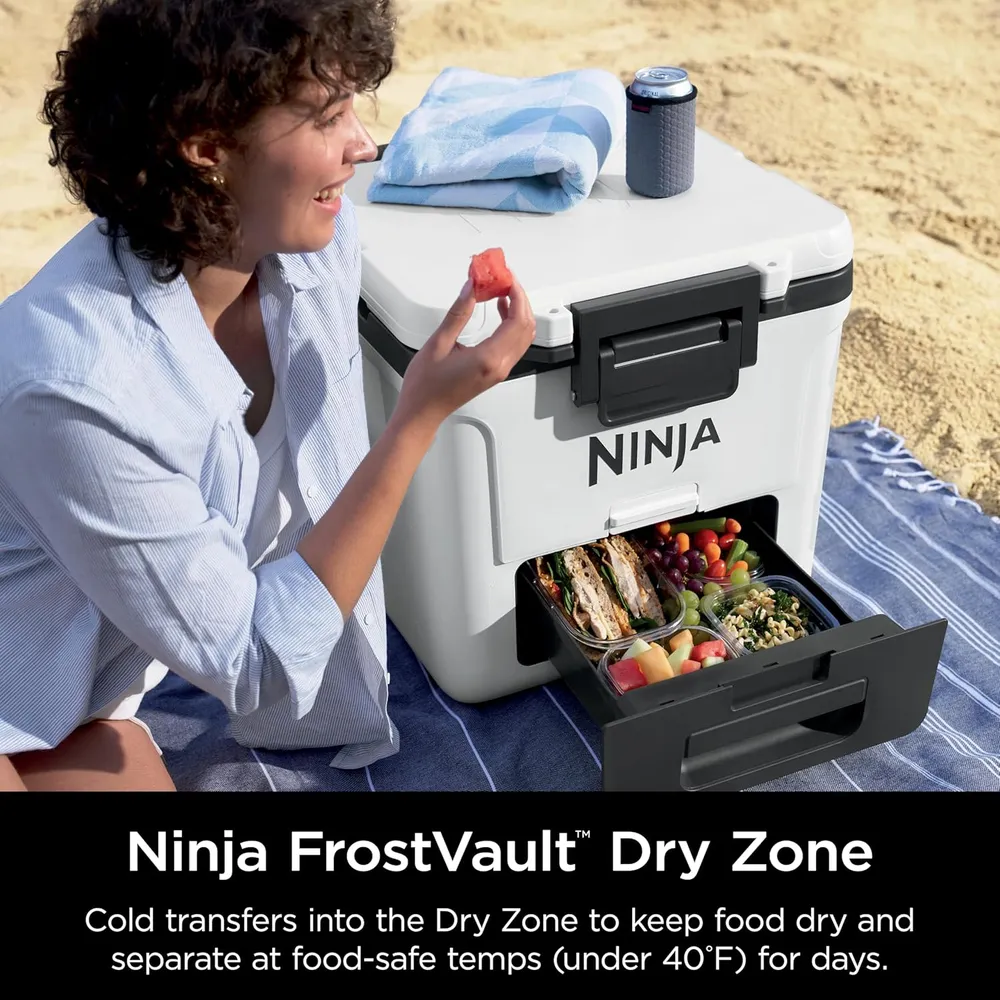 Ninja nevera portátil Frostvault FB230WH, con ruedas y cajón seco, 30 qt / 28,4 L | Blanco