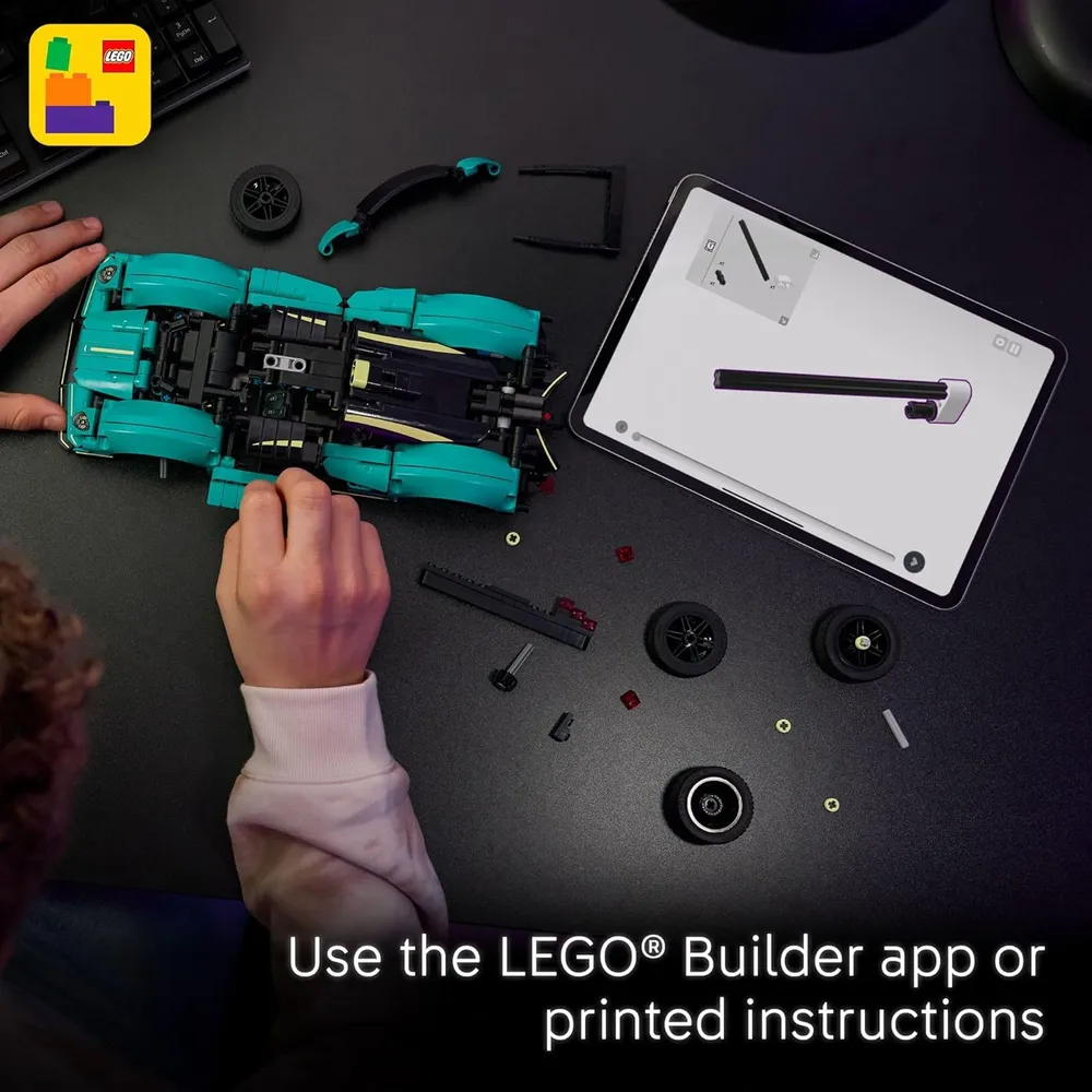 LEGO TECHNIC ASTON MARTIN VALKYRIE
