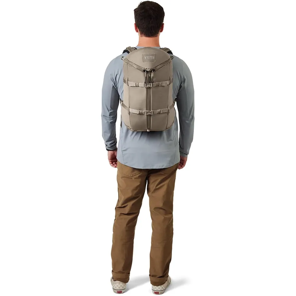 b0ds6lhqgz_3_webp.webp YETI Mochila de Viaje de 22L | Beige