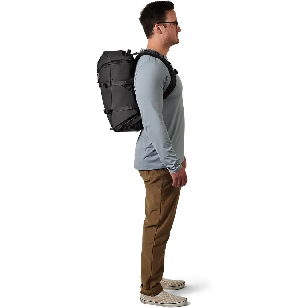 b0ds6lk1kk_4_webp.webp YETI Mochila de Viaje de 22L | Negro
