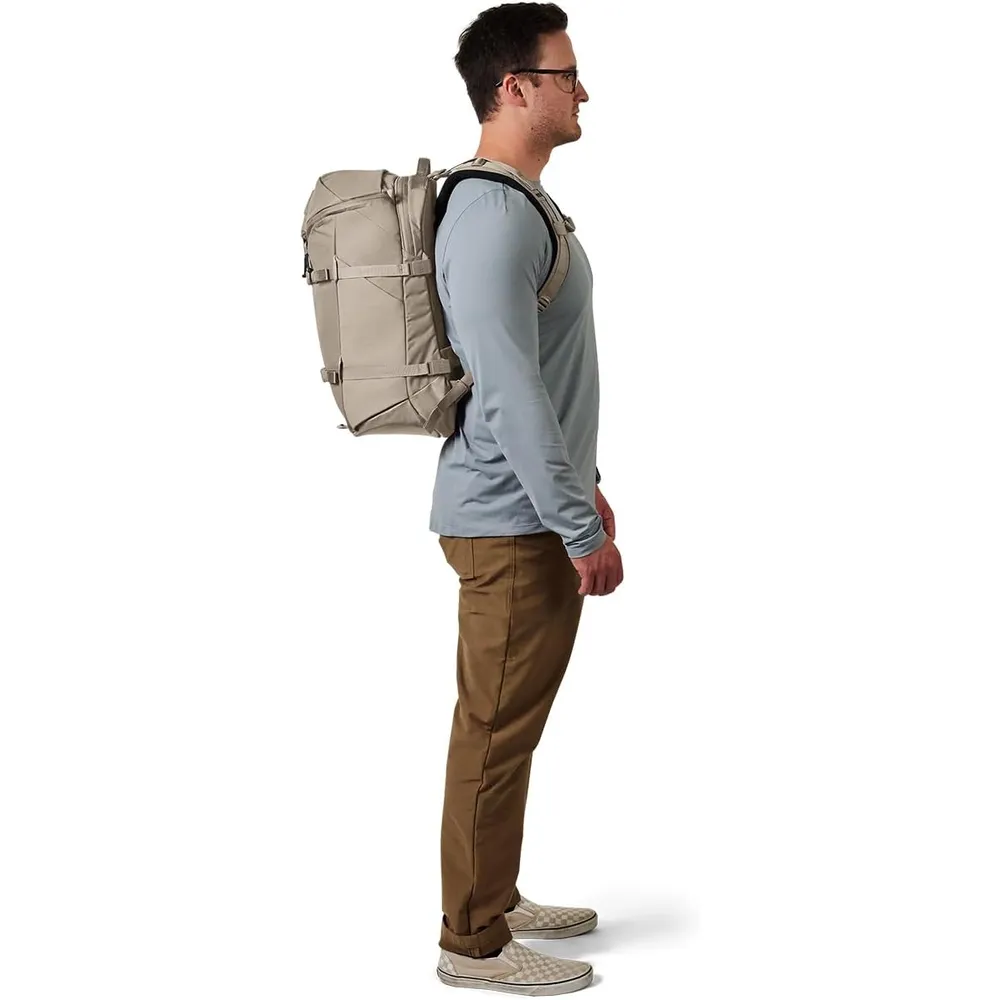 b0ds6m2lgl_4_webp.webp YETI Mochila de Viaje de 27L | Beige