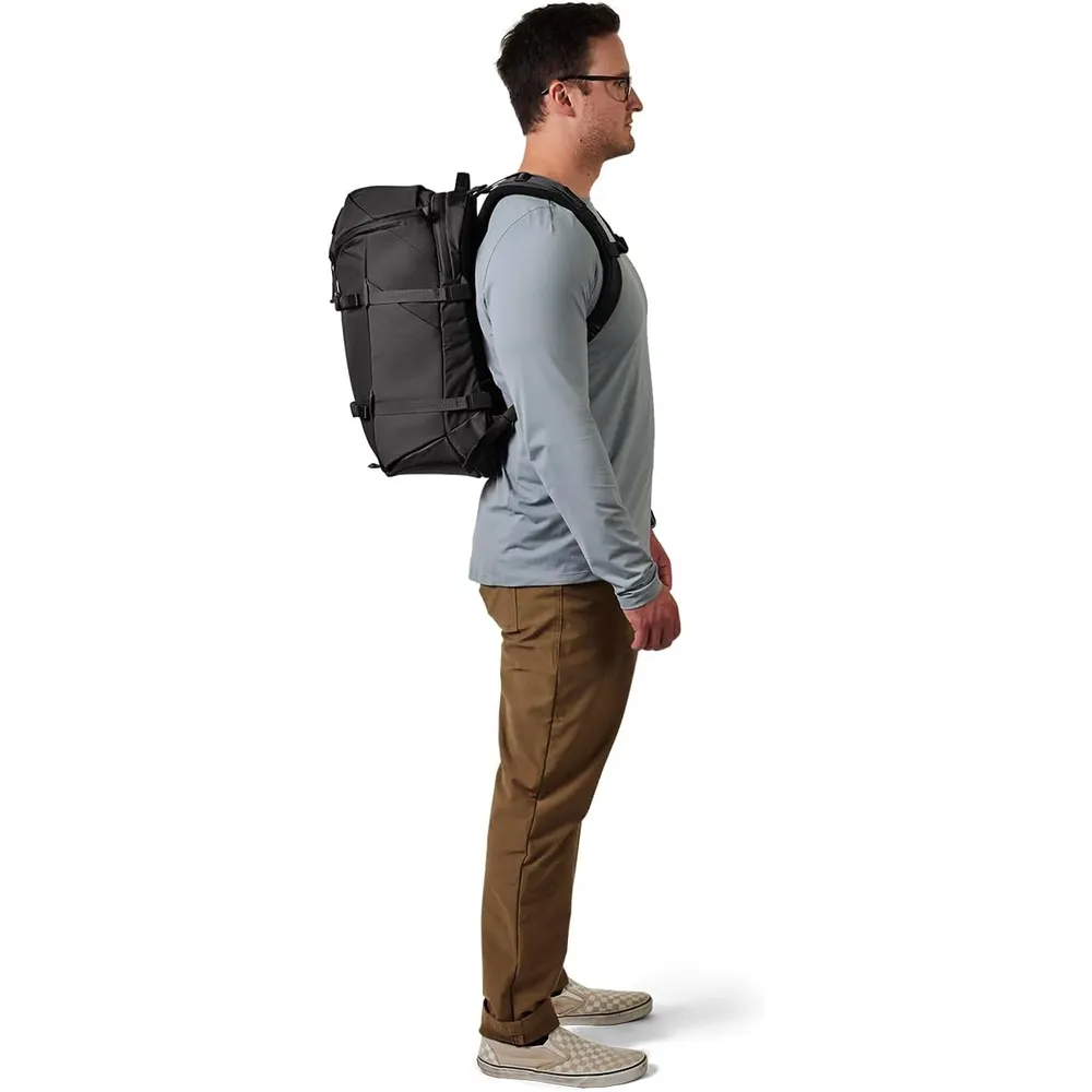 YETI Mochila de Viaje de 27L | Negro